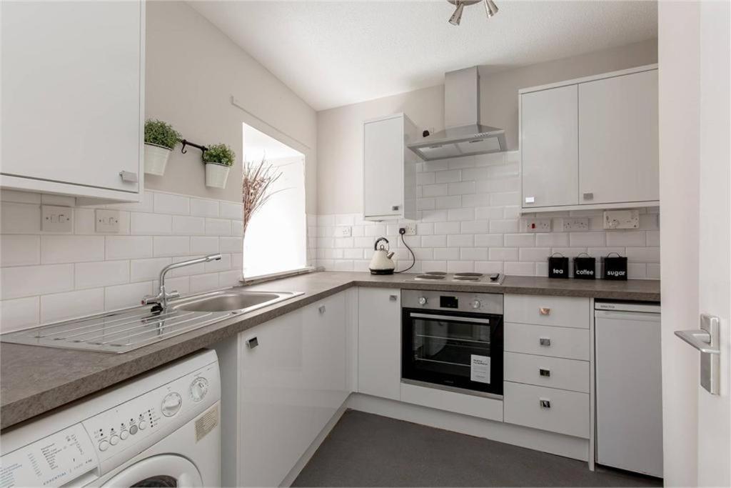 Lovely Ground Floor Apartment In Great Location At The Shore, Edinburgh Ngoại thất bức ảnh